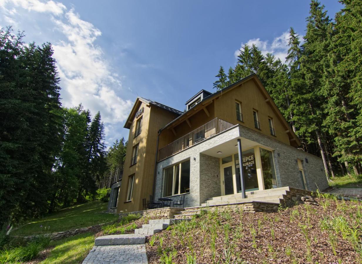 Penzion Eden Pec pod Sněžkou Exterior foto